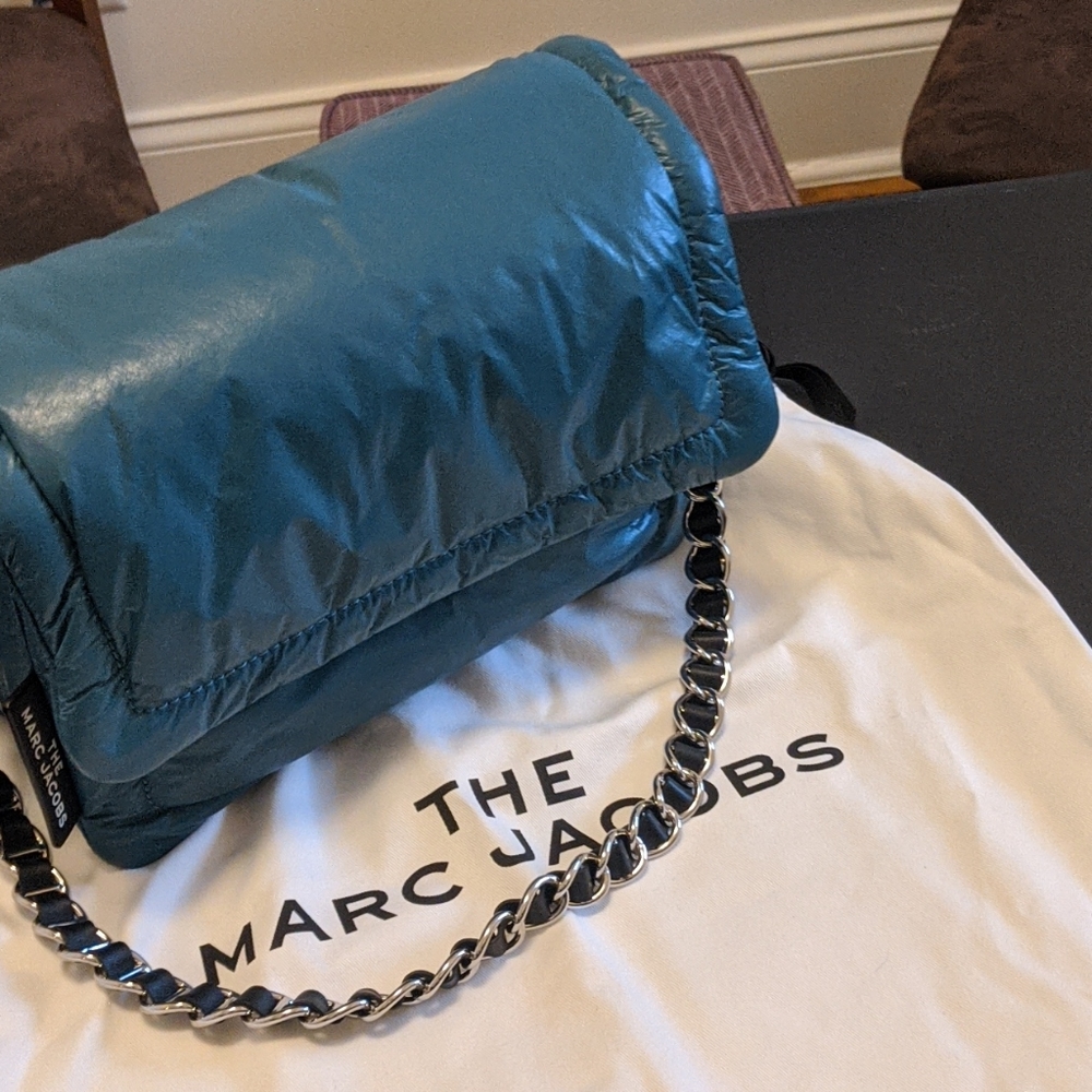 The Marc Jacobs Pillow Bag (medium)